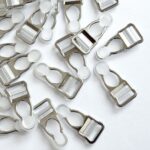 Pinces jarretelles en métal argenté 12mm pour porte-jarretelles