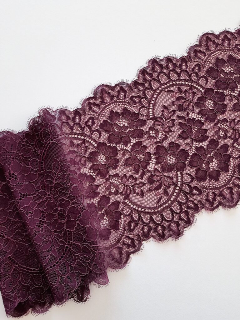 Elastische Spitze Kastanie Wimpern für Dessous und BHs