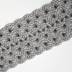 Dentelle brodée noire/nude à motif géométrique pour lingerie