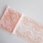 Pizzo elasticizzato pesca chiaro per lingerie e reggiseni
