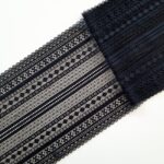 Pizzo nero elasticizzato con motivo geometrico per lingerie