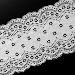 Pizzo elasticizzato bianco per lingerie e reggiseni