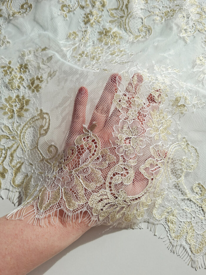 chantilly lace coupon 3m for lingerie, antique white with lurex inelastic lace - Image 5