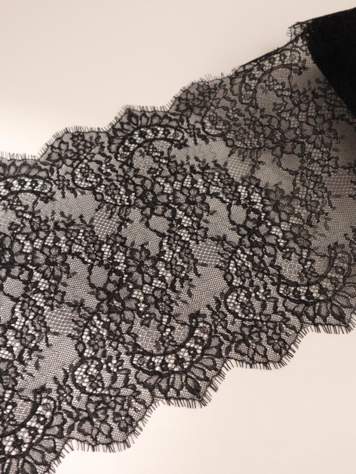 black eyelash chantilly lace trim coupon, lace for sewing dress and corsets - Image 1