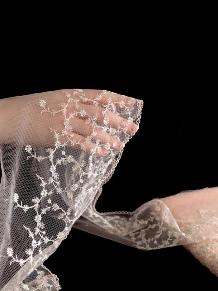 2m mirrored set beige embroidered voile lace trim for sewing underwear, floral embroidered lace for bra making - Image 1