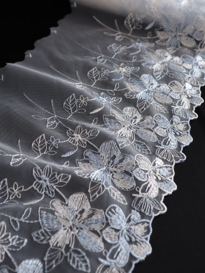 Ensemble de 2 m de dentelle de voile brodée blanche/bleue à effet miroir pour la couture de sous-vêtements, dentelle florale brodée pour la fabrication de soutiens-gorge – Image 1