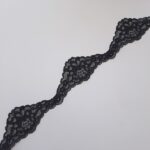 passamaneria in pizzo elasticizzato nero stretto, larghezza 5,5 cm/1,96''