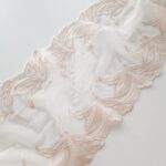 Pizzo ricamato beige