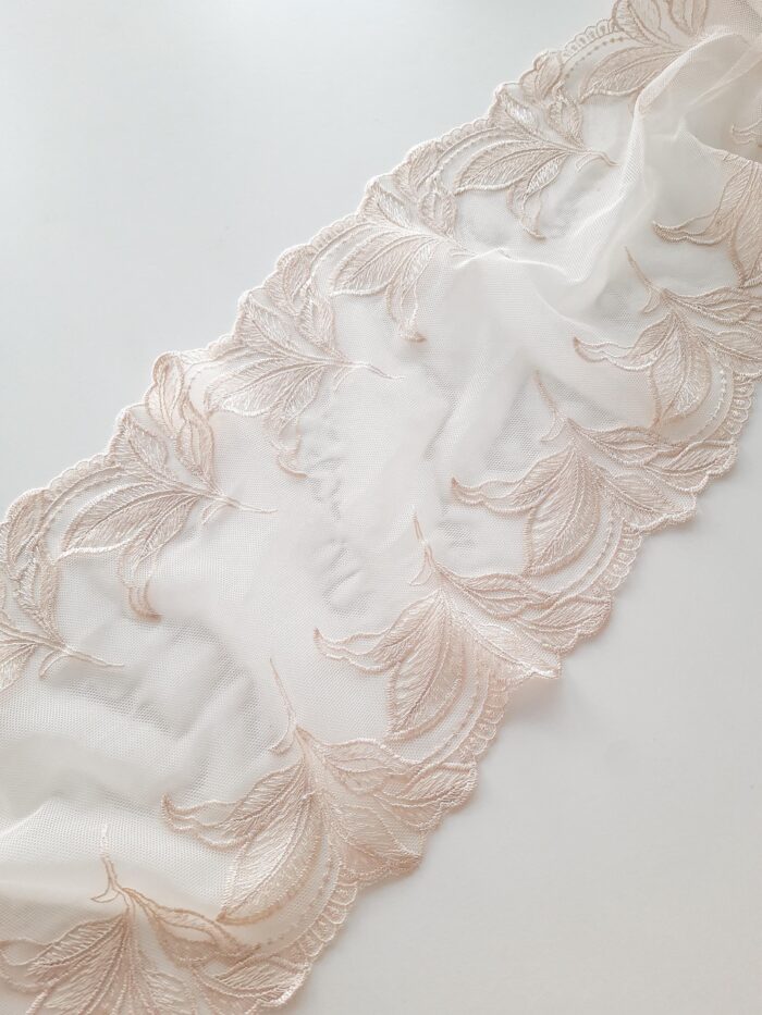 Beige embroidered lace - Image 1