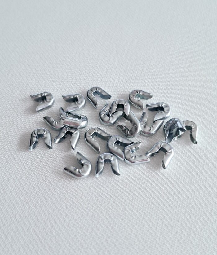 Terminali protettivi per stecche da corsetto in acciaio da 5 mm, 10 pz - immagine 1